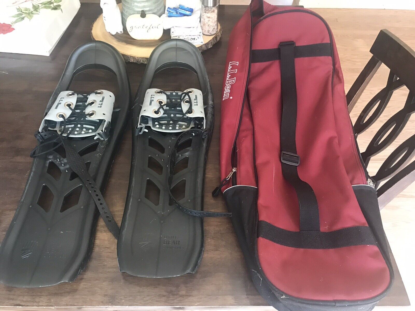 L.l.bean Little Bear Snowshoes 25" Black, With Red Carrying Bag